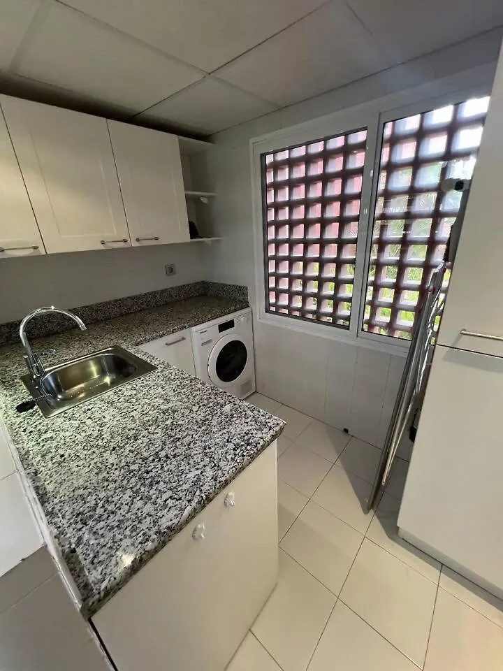 Luxury Sea View Oasis Ehhouse Lejlighed Estepona Spanien