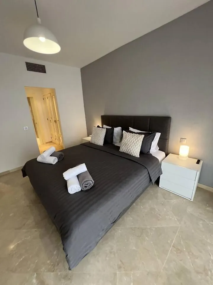 Luxury Sea View Oasis Ehhouse Lejlighed Estepona 0*,  Spanien