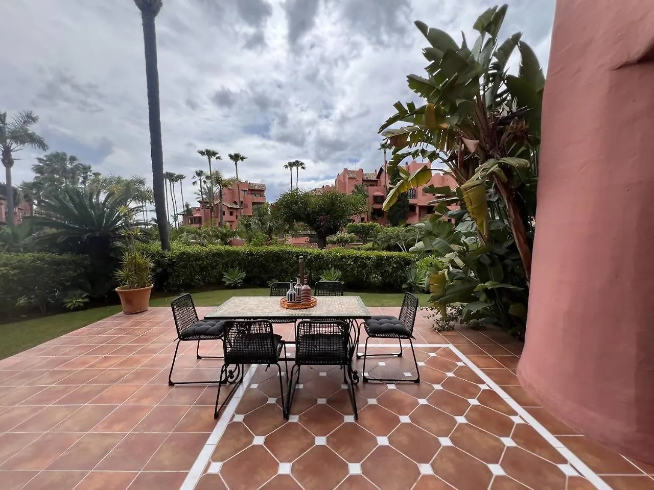 Luxury Sea View Oasis Ehhouse Lejlighed Estepona Spanien
